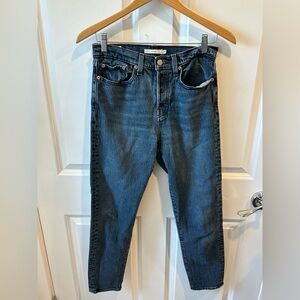 Levi’s WEDGIE ICON FIT ANKLE JEANS